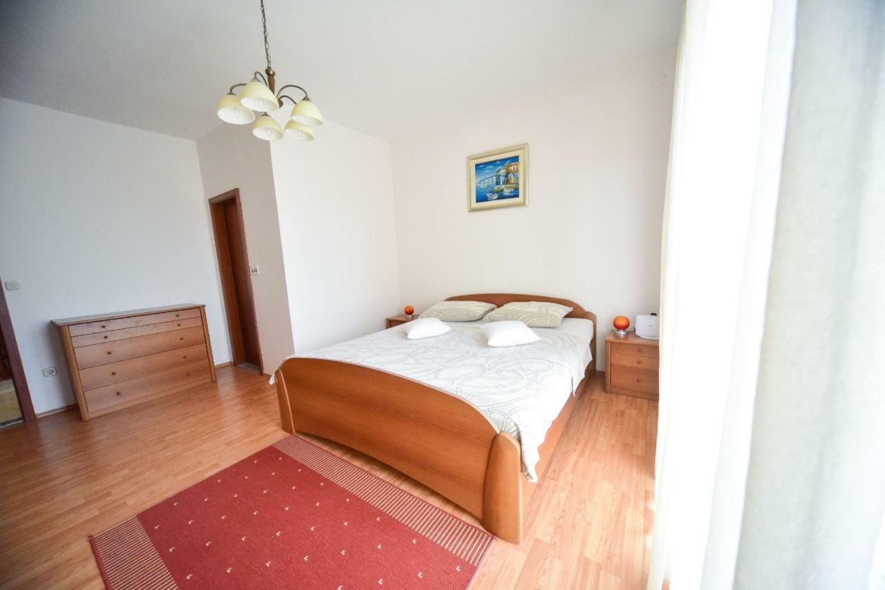 Apartment Marcella 2 Любач Экстерьер фото